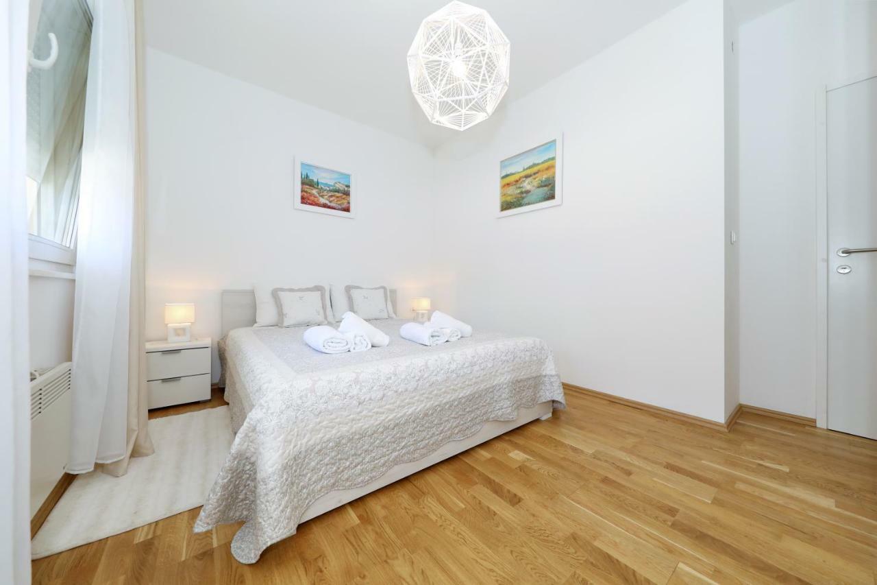 זאדאר Apriori Apartments - Free Parking מראה חיצוני תמונה