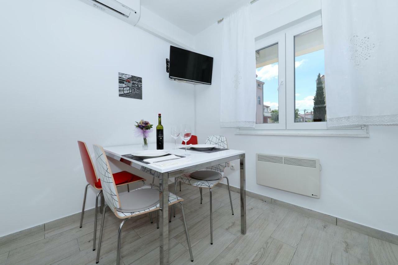 זאדאר Apriori Apartments - Free Parking מראה חיצוני תמונה