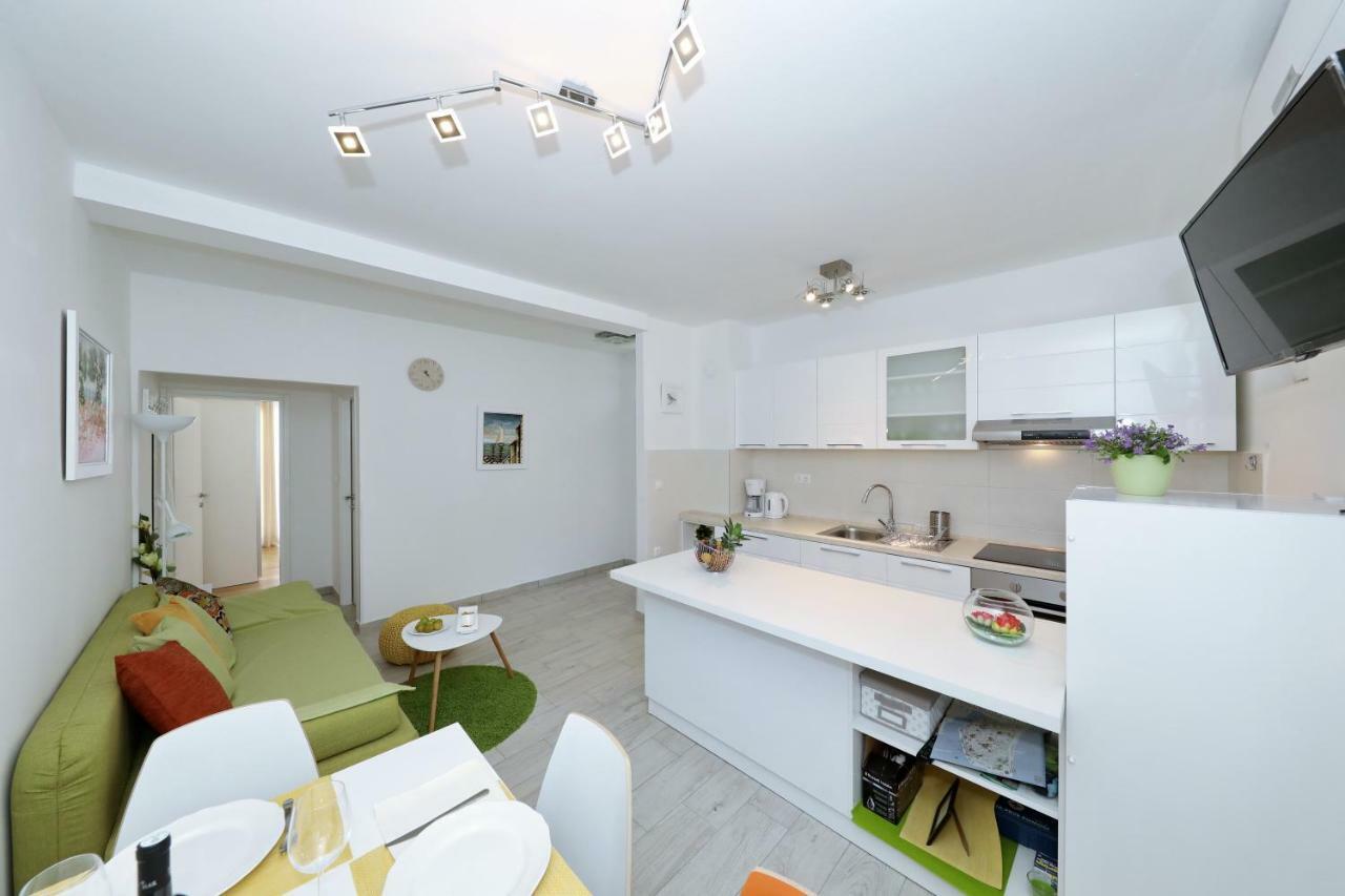 זאדאר Apriori Apartments - Free Parking מראה חיצוני תמונה