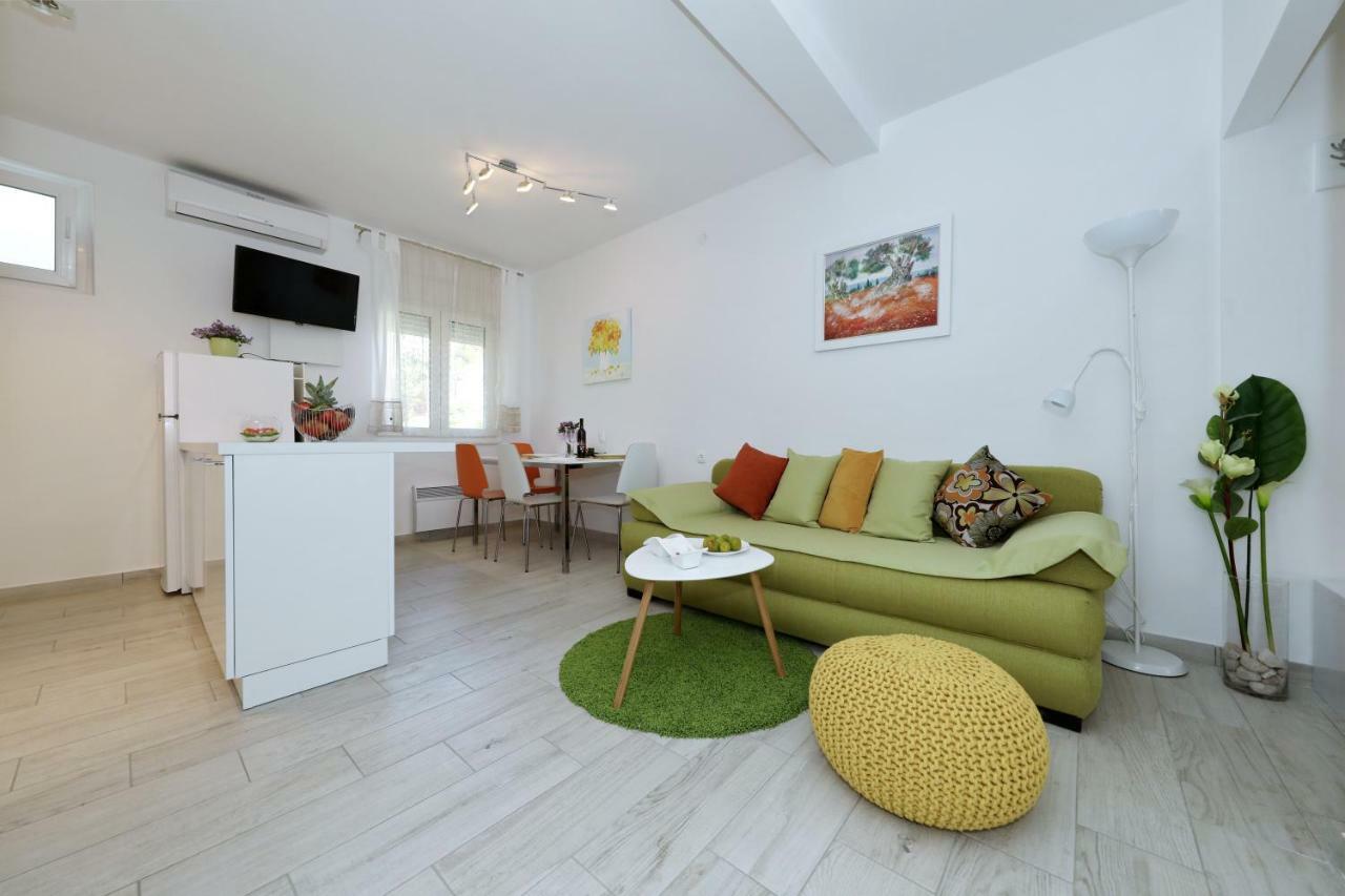 זאדאר Apriori Apartments - Free Parking מראה חיצוני תמונה