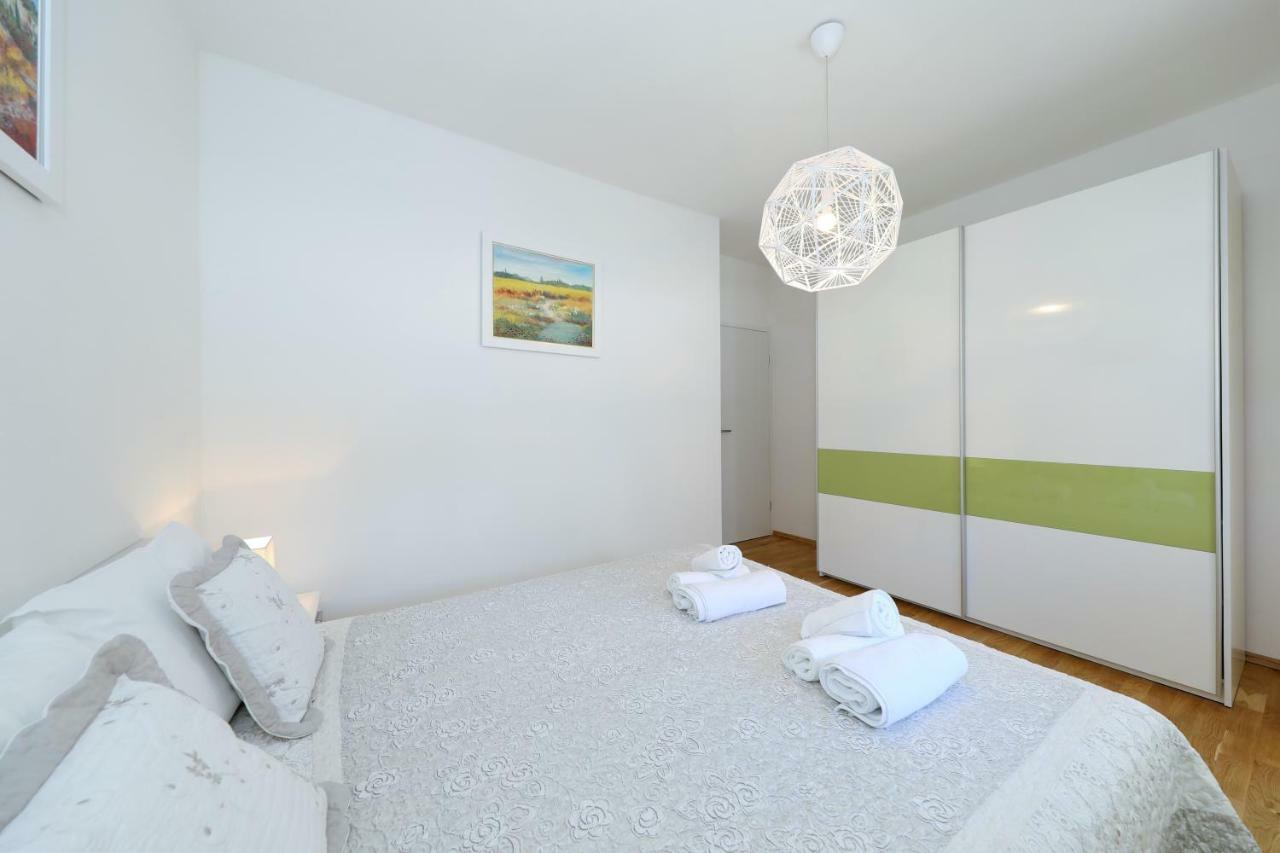 זאדאר Apriori Apartments - Free Parking מראה חיצוני תמונה