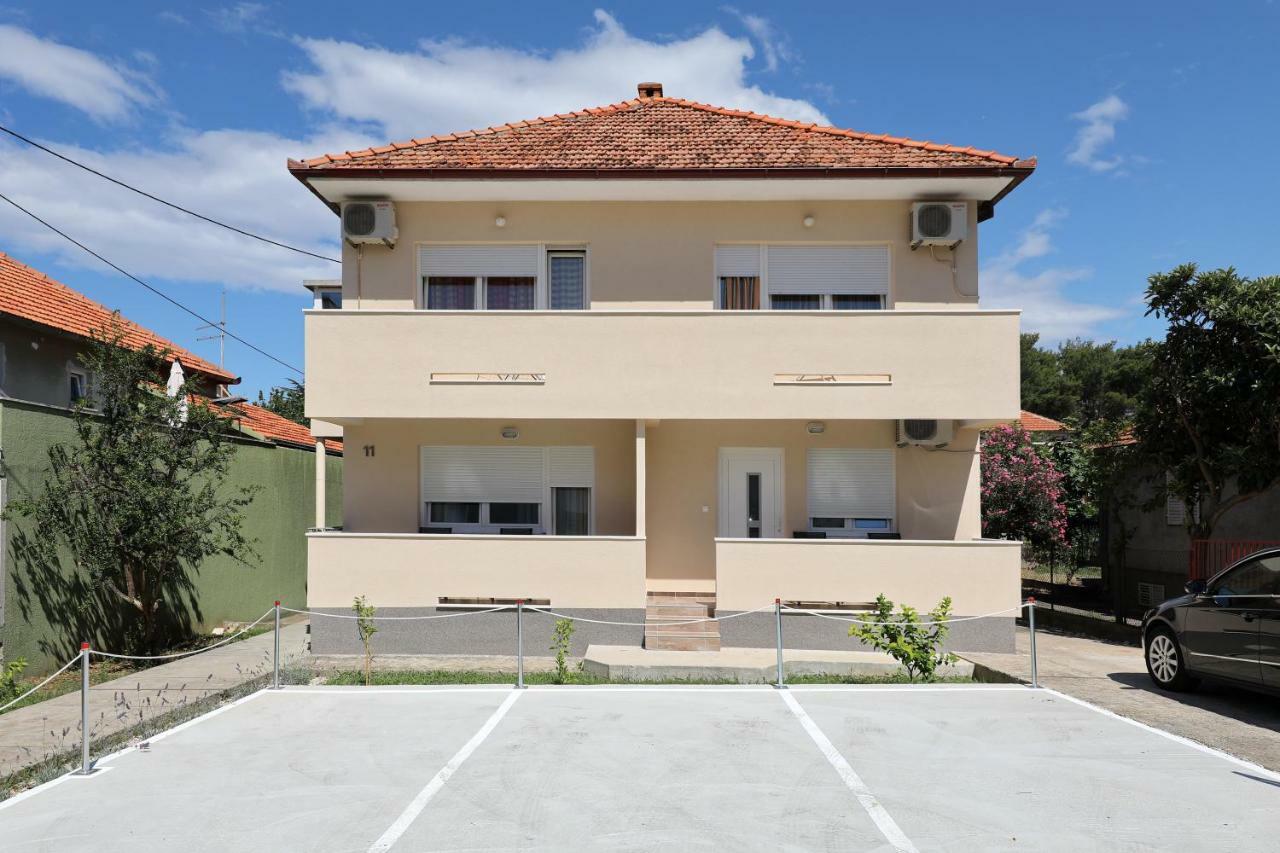 זאדאר Apriori Apartments - Free Parking מראה חיצוני תמונה